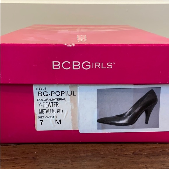 BCBG pewter metallic heels 7 - Picture 9 of 10